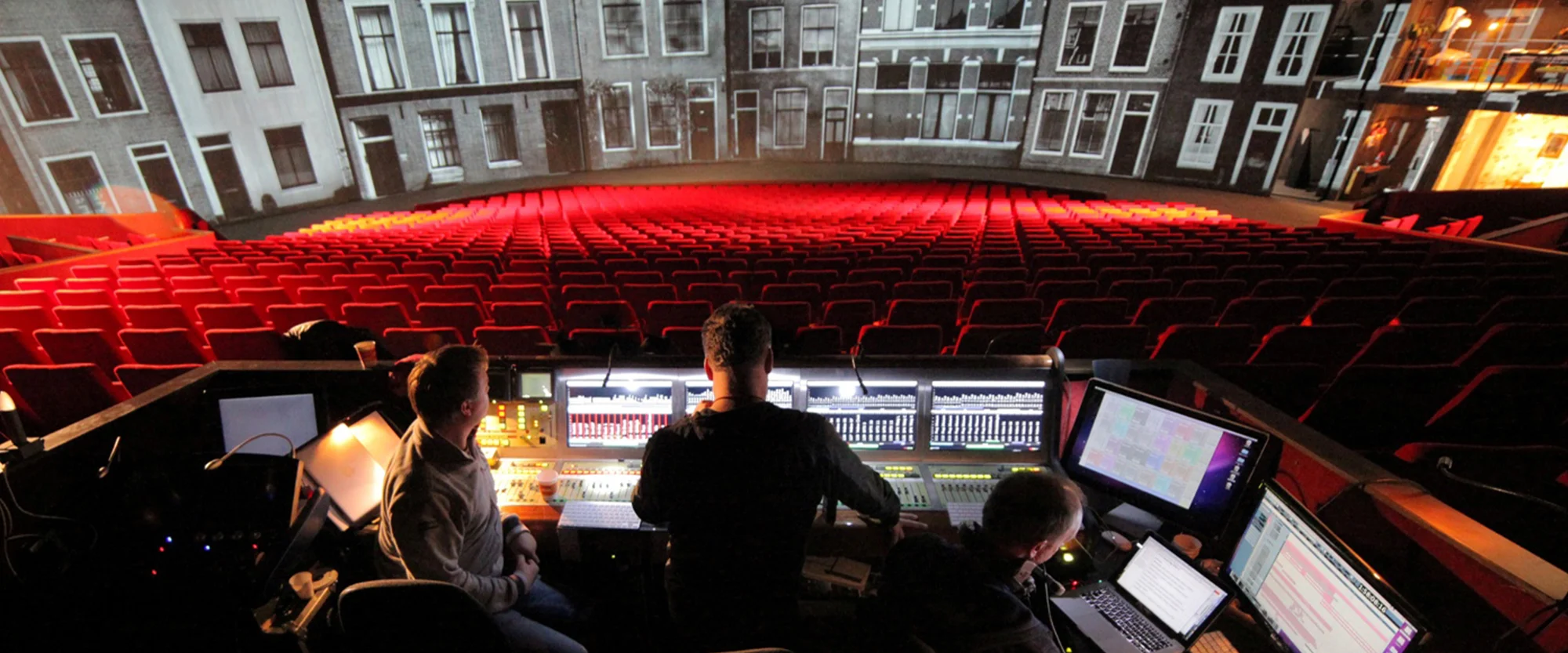 Royal Albert Dock Theatre